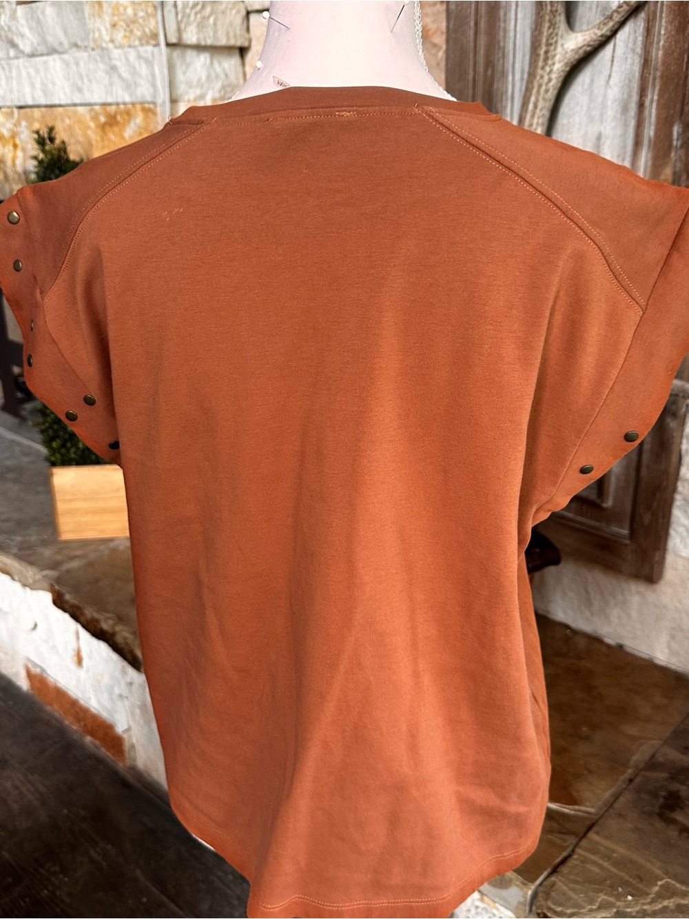 entro Rust Brown Short Sleeve Top with Snap Accents